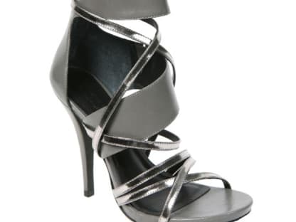 Hochglanz Fesselsandalen von DKNY, ca. 280 Euro