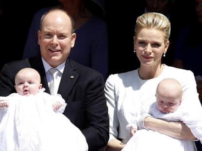 Albert und Charlene mit ihren kleinen Twins