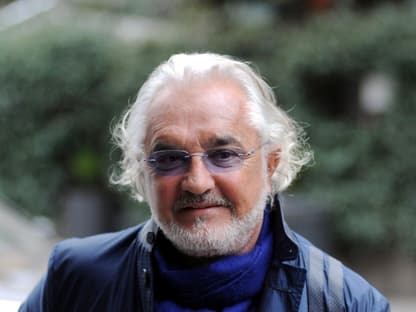 Flavio Briatore lächelt leicht