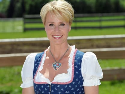 Sonja Zietlow im Dirndl