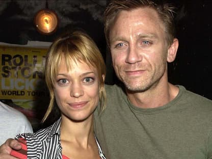 Heike Makatsch Arm in Arm mit Daniel Craig 