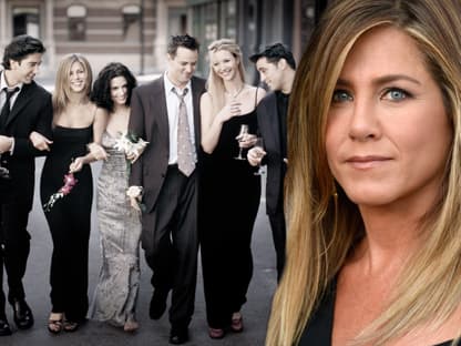 Friends-Stars im Hintergrund, Jennifer Aniston ernst