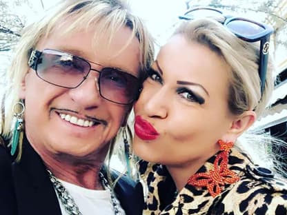 Bert Wollersheim und Ginger Costello machen ein Selfie