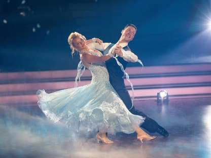 Evelyn Burdecki tanzt bei "Let's Dance"