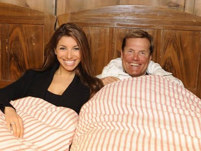 Carina Walz und Dieter Bohlen im Bett