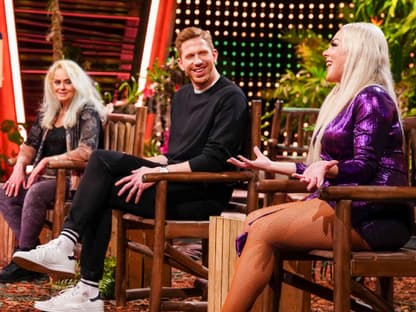 Bea Fiedler, Lars Tönsfeuerborn, DSDS-Kandidatin Lydia in der Dschungelshow 2021