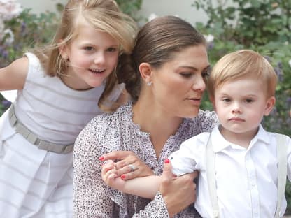 Victoria von Schweden und ihre Kinder Estelle und Oscar.