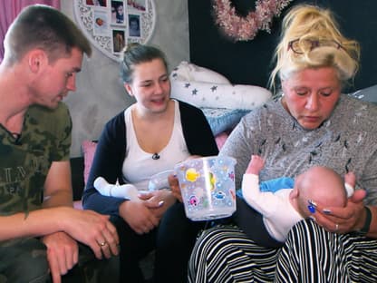 Peter, Sarafina und Silvia Wollny mit den Zwillingen