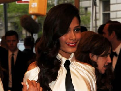 Freute sich über die Einladung zu dem Fashion-Event des Jahres: Freida Pinto