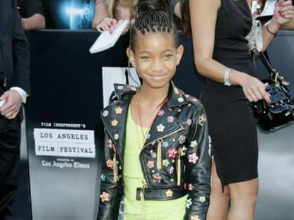 Rocker-Girl: Die 9-jährige Willow Smith fühlt sich im Blitzlichtgewitter wohl. Früh übt sich ...