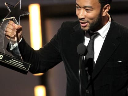 Gratulation! Sänger John Legend erhielt den BET Award für sein soziales Engagement 