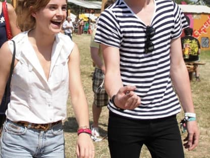 Emma Watson präsentierte beim "Glastonbury"-Festival ihren neuen Freund George Craig (Frontmann der Band "One Night Only")