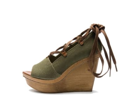 Wedges mit Schnürung von Mango, ca. 90 Euro 