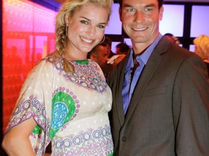 US-Schauspielerpaar Jerry OConnell Rebecca Romijn feierten bis spät in die Nacht