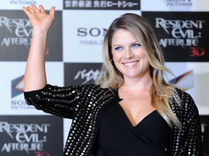 Ali Larter hat bereits einen kugelrunden Babybauch und zeigte sich schöner denn je. In drei Monaten kommt ihr erstes Kind zur Welt