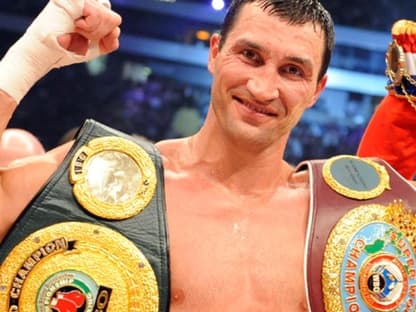 "Dr. Steel Hammer", Wladimir Klitschko, schlug seinen Gegner in der zehnten Runde K.o.