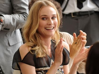 Sowie Lagerfelds Muse und enge Freundin Diane Kruger