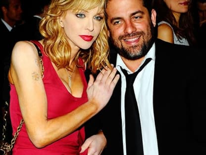 Pretty in Red: Courtney Love mit Brett Ratner 