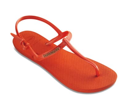 2. August 2012: Mit den knalligen Havaianas geht's ab zum Strand! Die Zehenstegsandale gibt es über havaianas-store.com für ca. 35 Euro