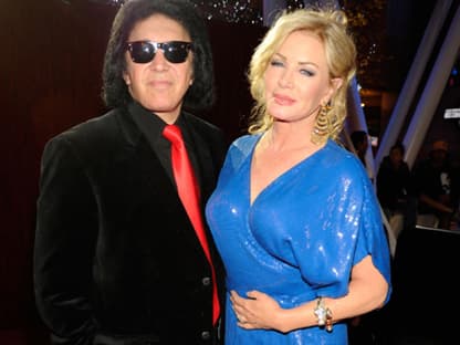 Gitarrist Gene Simmons kam ganz brav. An seiner Seite: Ehefrau Shannon Tweed