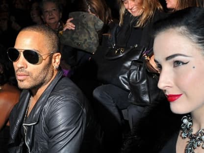 Stars im Blitzlichtgewitter: Lenny Kravitz und Dita Von Teese schauen sich die neuesten Kreationen der Designer in Paris an