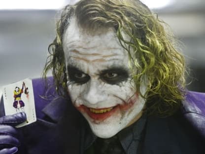 Heath Ledger wurde bei den diesjährigen Oscars posthum geehrt: 13 Monate nach seinem Tod ist der australische Schauspieler für seine Rolle als "Joker" in "The Dark Knight" mit dem Oscar als bester Nebendarsteller ausgezeichnet worden