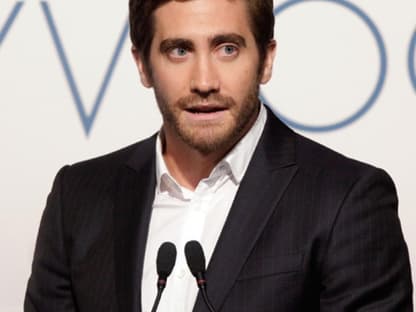 Jake Gyllenhaal hält eine Lobrede auf seine weiblichen Kolleginnen