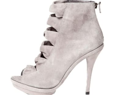 Cut-out-Heels von Hoss Intropia, ca. 320 Euro