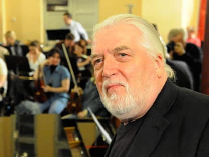 Eine traurige Nachricht für alle Deep-Purple-Fans kam am 16. Juli: Der Gründer der britischen Rockband,´ Jon Lord, schied im Alter von 71 Jahren aus dem Leben.´ Der legendäre Keyboarder kämpfte lange gegen Bauchspeicheldrüsenkrebs und starb an einer Lungenembolie