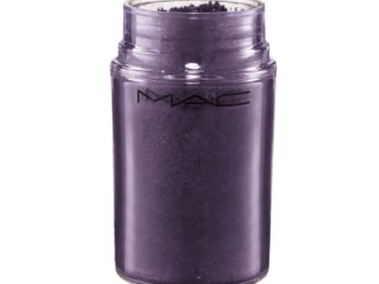 "Pigment - Push the Edge" von Mac, limitiert, ca. 23 Euro