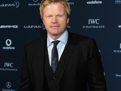 Oliver Kahn kam solo. Freundin Svenja blieb zu Hause