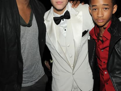 Cooles Trio: Usher, Justin Bieber und Jaden Smith stellen sich für ein Foto auf