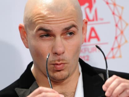 Schau mir in die Augen, Kleines: Rapper Pitbull