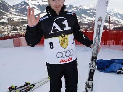 2009 fuhr aus Sänger Ronan Keating bei dem berühmten Hahnenkammrennen in Kitzbühel mit