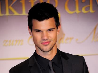 Taylor Lautner sah wie immer tiptop aus und verdrehte den Fans reihenweise die Köpfe