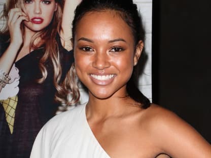 Und auch Chris Brown war wieder liiert: Mit dem Model Karrueche Tran. Diese Beziehung beendete Chris allerdings, nachdem er 2012 wieder mit Rihanna anbandelte