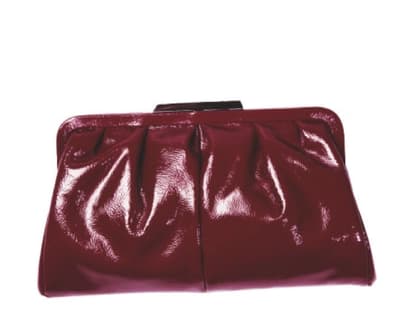 Clutch 
aus Lackleder 
von Picard, 
ca. 100 Euro