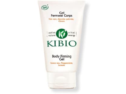 Die Natürliche - Workout im Grünen:
Strafft mit rein biologischen Wirkstoffen wie Zitronenessenz: "Gel Fermeté Corps" von Kibio, 150 ml ca. 30 Euro 