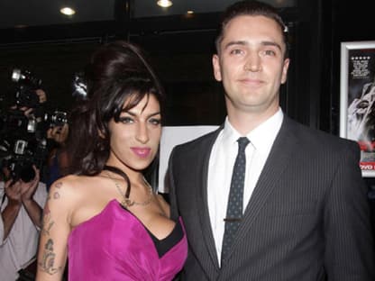 Amy Winehouse und Reg Traviss