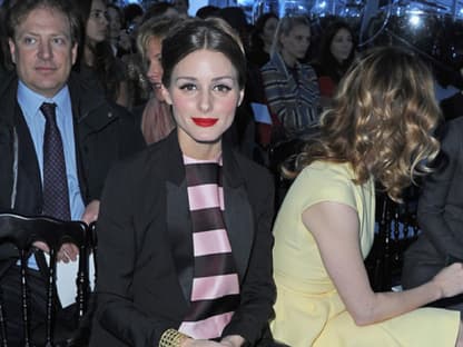 It-Girl Olivia Palermo ist ein beliebter Front-Row-Gast der Designer. Hier ist sie bei der Show von Christian Dior