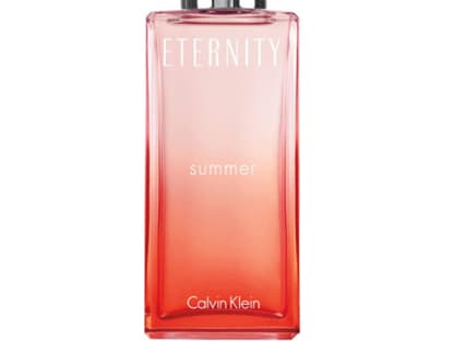 Japanische Birne flirtet mit Bergamotte und Hyazinthe:„Eternity Summer" von Calvin Klein, EdP, 100 ml, ca. 60 Euro