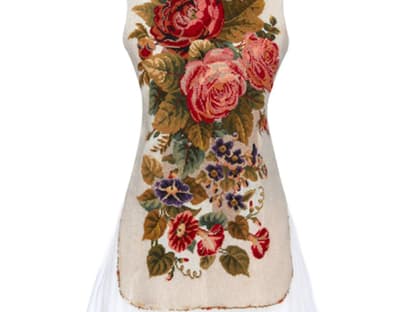 Vom Laufsteg inspiriert, für uns kopiert: romantisches Kleid mit Rosen-Print über asos.de, ca. 85 Euro