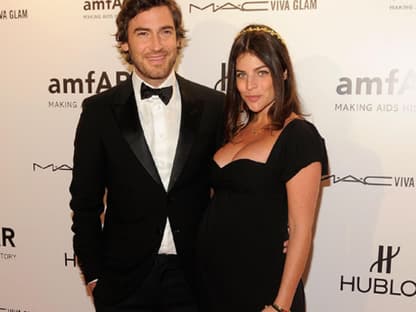 Julia Restoin-Roitfeld kam an der Seite von ihrem Model-Freund Robert Konjic