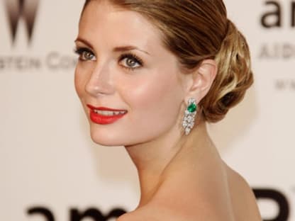 Ungewohnt gut: Mischa Barton im glamourösen Abendlook