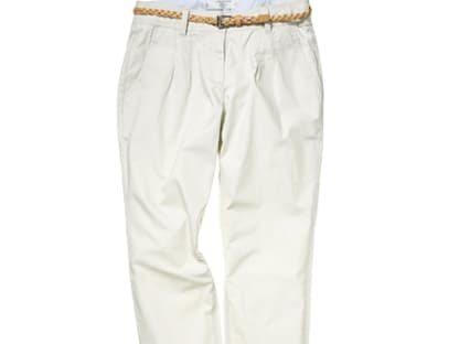  Chinos von s.Oliver, ca. 60 Euro ﻿