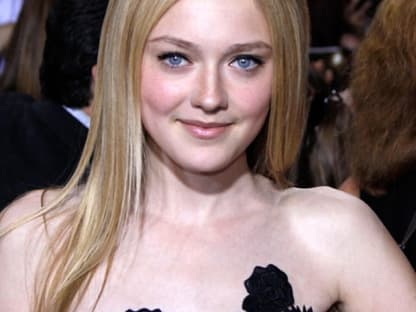 Bekannt wurde Dakota Fanning als das süße Mädchen mit großen Kulleraugen. In "Twilight" kann sie endlich ihre dunkle Seite zeigen 