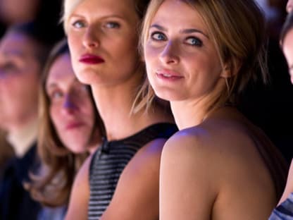 Gesichtet in der Frontrow bei Lala Berlin: Karolina Kurkova und Eva Padberg, die demnächst "Das perfekte Model" suchen werden