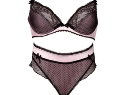 Kontraste von Passionata: Push-up-BH ca. 50 Euro, Slip ca. 30 Euro