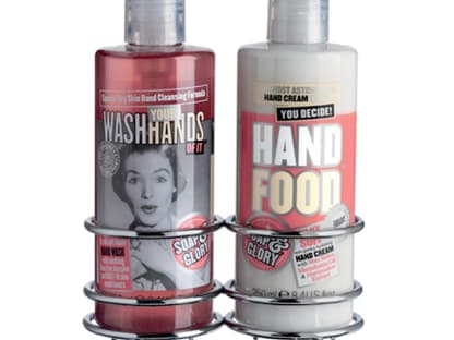 Waschlotion und Seife von "Soap & Glory", ca. 13 Euro, über www.douglas.de