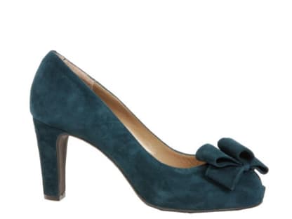 Pumps mit Zierschleife von Unisa, ca. 110 Euro